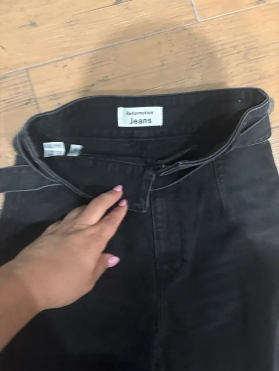 Reformation Black Washed Straight Jeans - Picture 5 of 5